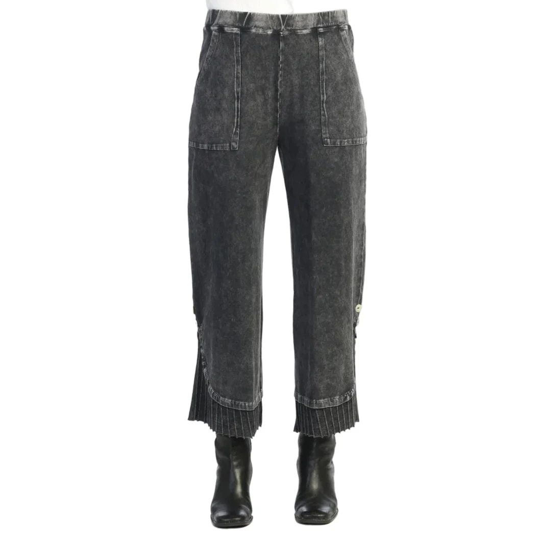 Jess & Jane Black Pleated Ribbed Hem Button Accent Pant (M125) - Image 3